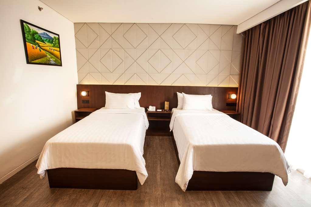 Golden Tulip Hotel
