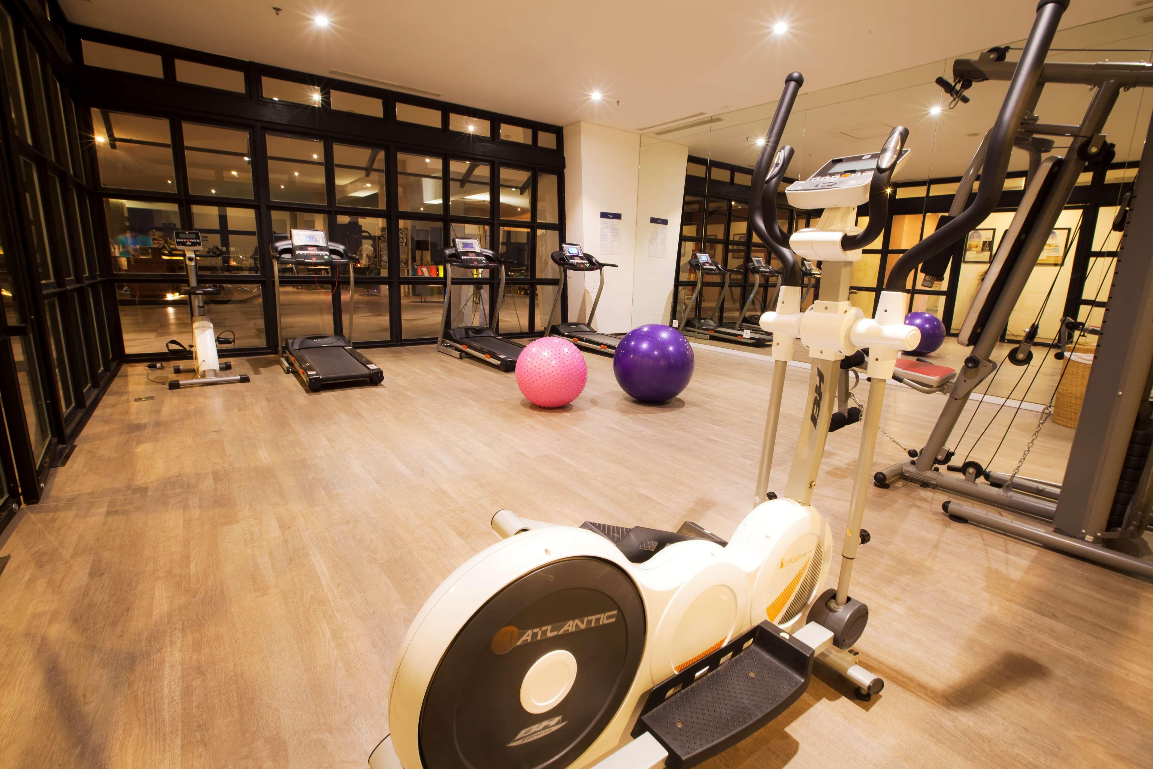 Hotel Golden Tulip 4*